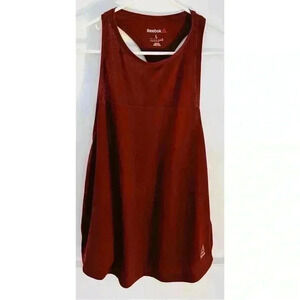 Reebok  Tank Size L